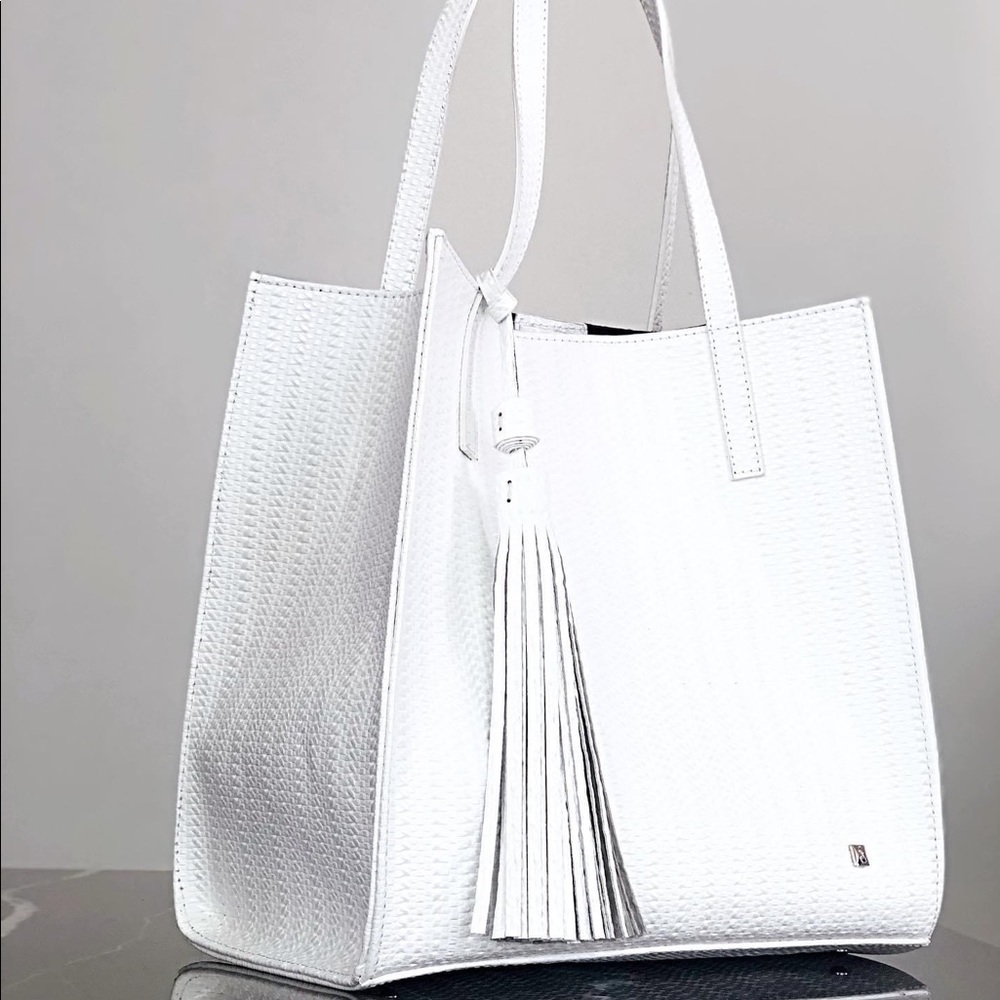 Carolina Crowley Luxury textured leather bag.